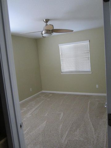 1374 Bayberry Ct, Lincoln, CA 95648