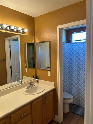 1374 Bayberry Ct, Lincoln, CA 95648