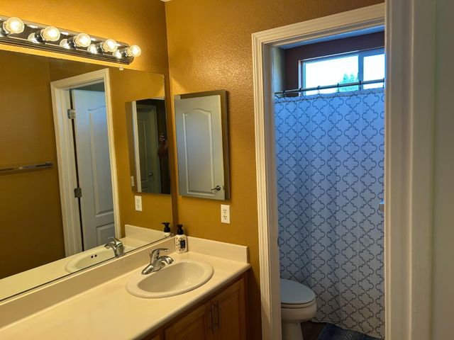 1374 Bayberry Ct, Lincoln, CA 95648