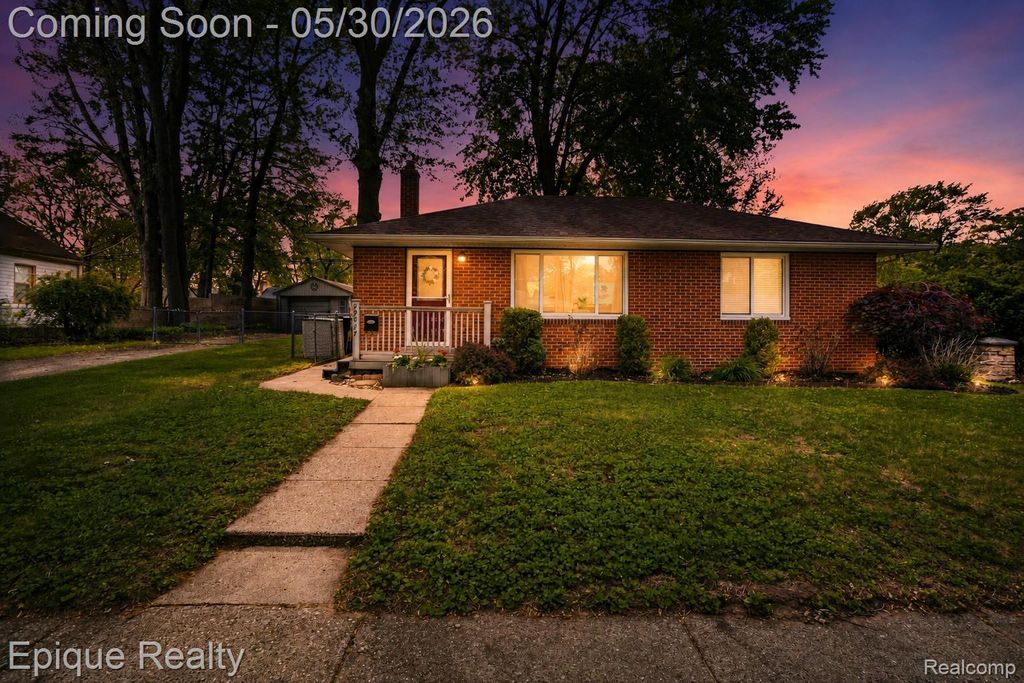 29087 Howard Avenue, Madison Heights, MI 48071
