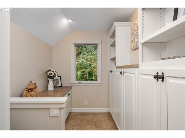 16410 Sw NIGHTHAWK Dr, Beaverton, OR 97007