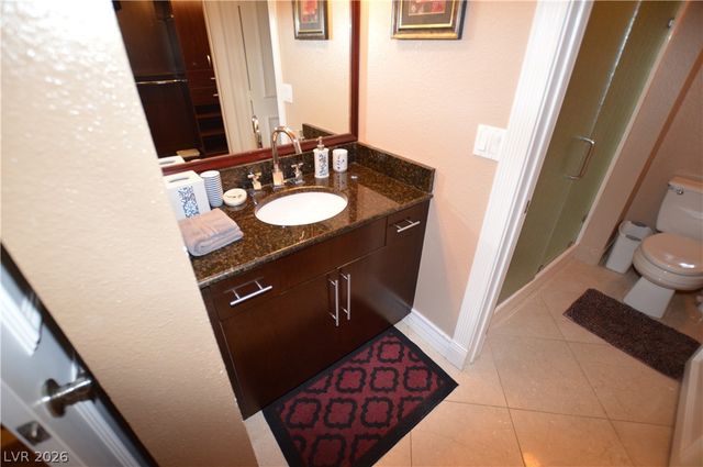 270 East Flamingo Road 224, Las Vegas, NV 89169