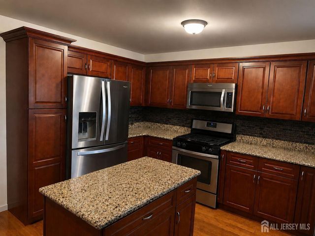 7 Paul Street, Fords, NJ 08863