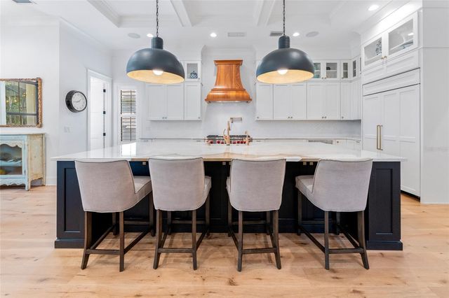 209 S HUBERT AVENUE, Tampa, FL 33609