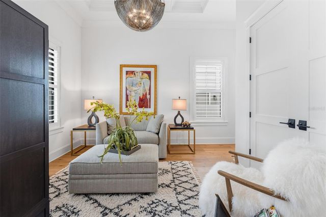 209 S HUBERT AVENUE, Tampa, FL 33609