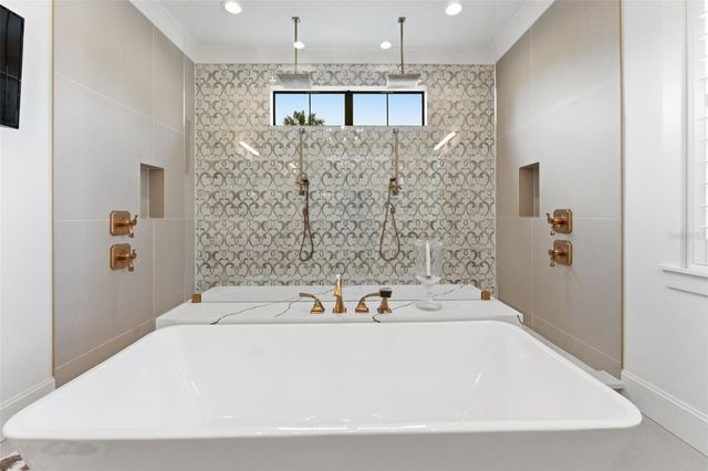 209 S HUBERT AVENUE, Tampa, FL 33609