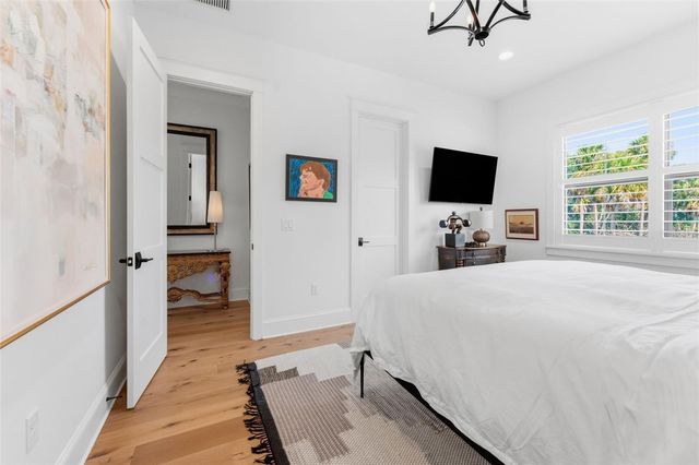 209 S HUBERT AVENUE, Tampa, FL 33609