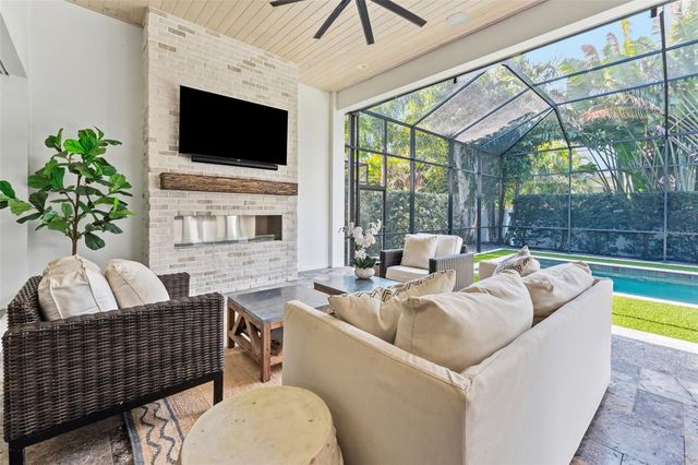 209 S HUBERT AVENUE, Tampa, FL 33609