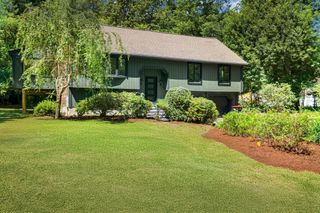 30 Twilight Drive, Foxboro, MA 02035
