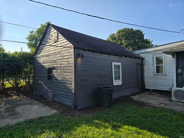 2713 Waynewood Drive, Fort Wayne, IN 46809