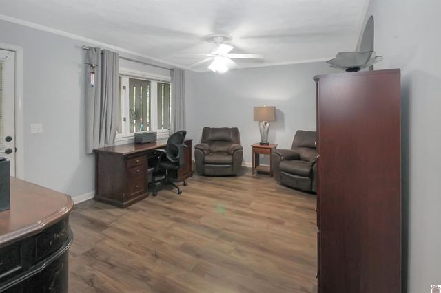 453 Camelot, Murray, KY 42071