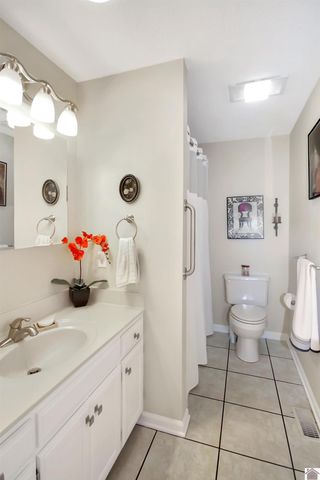 453 Camelot, Murray, KY 42071