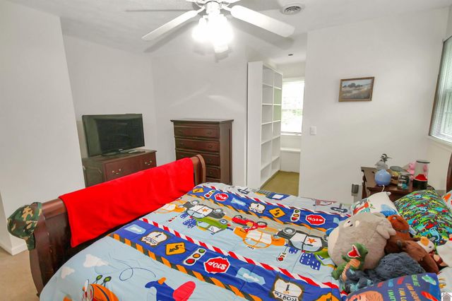 453 Camelot, Murray, KY 42071