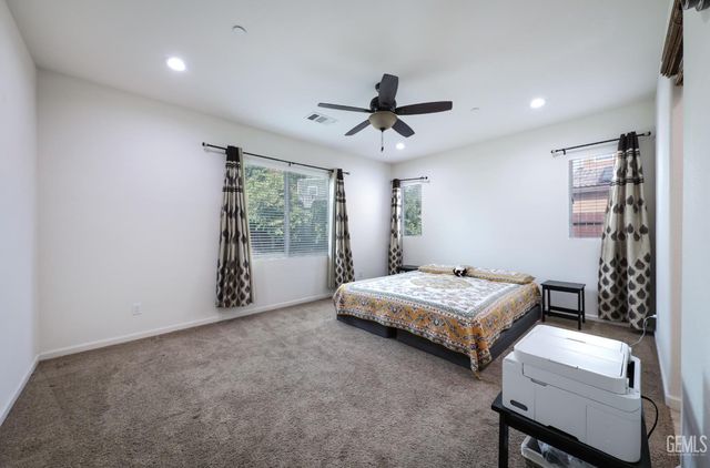 8505 Marble Ridge Way, Bakersfield, CA 93313