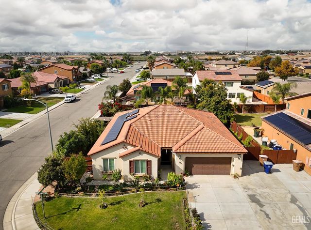 8505 Marble Ridge Way, Bakersfield, CA 93313