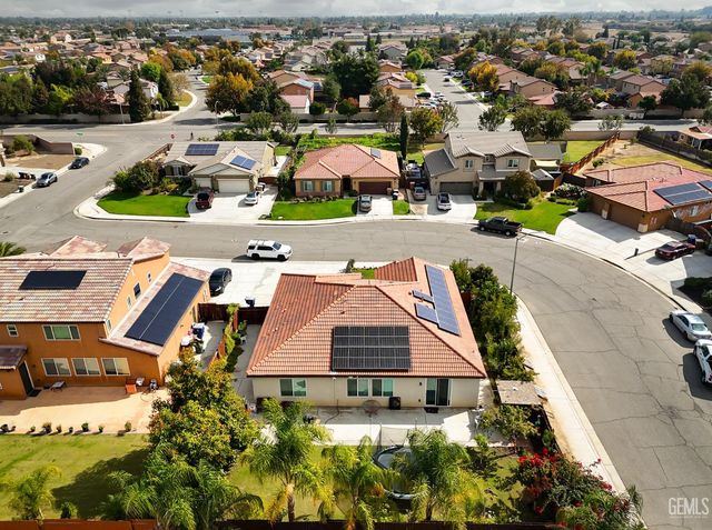 8505 Marble Ridge Way, Bakersfield, CA 93313