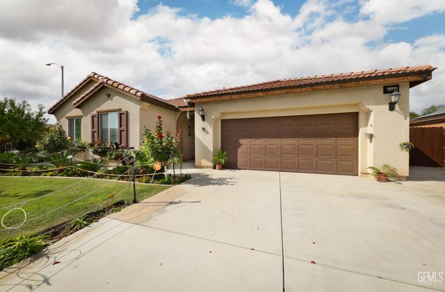 8505 Marble Ridge Way, Bakersfield, CA 93313