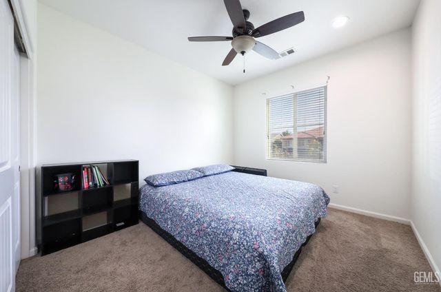 8505 Marble Ridge Way, Bakersfield, CA 93313