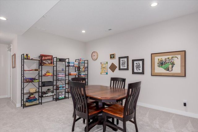 427 N 36th Street, Cumming, IA 50061