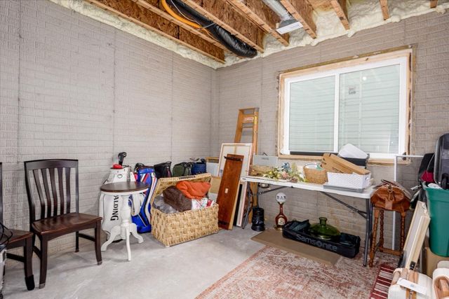 427 N 36th Street, Cumming, IA 50061