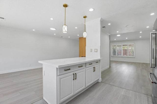 1564 S Wolfe Road, Sunnyvale, CA 94087