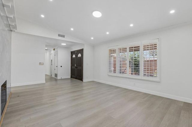 1564 S Wolfe Road, Sunnyvale, CA 94087