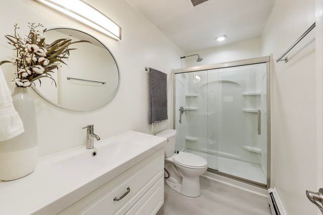 833 N Harlem Avenue 3S, Oak Park, IL 60302