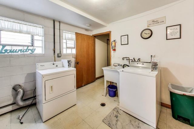 833 N Harlem Avenue 3S, Oak Park, IL 60302