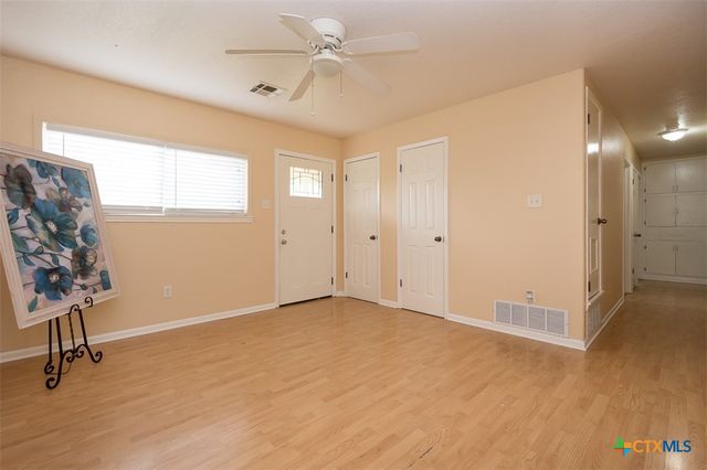 806 S 19th Street, Copperas Cove, TX 76522