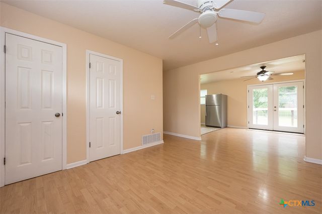 806 S 19th Street, Copperas Cove, TX 76522