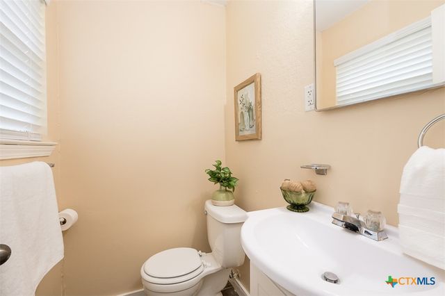 806 S 19th Street, Copperas Cove, TX 76522