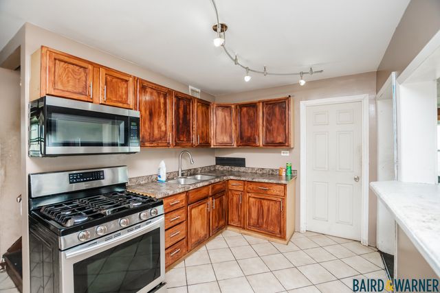 4911 S KILDARE Avenue, Chicago, IL 60632