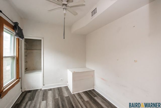 4911 S KILDARE Avenue, Chicago, IL 60632