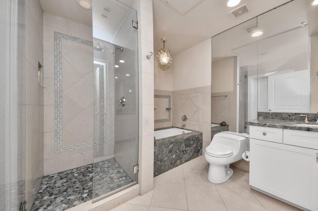 3333 Allen Parkway 1303, Houston, TX 77019