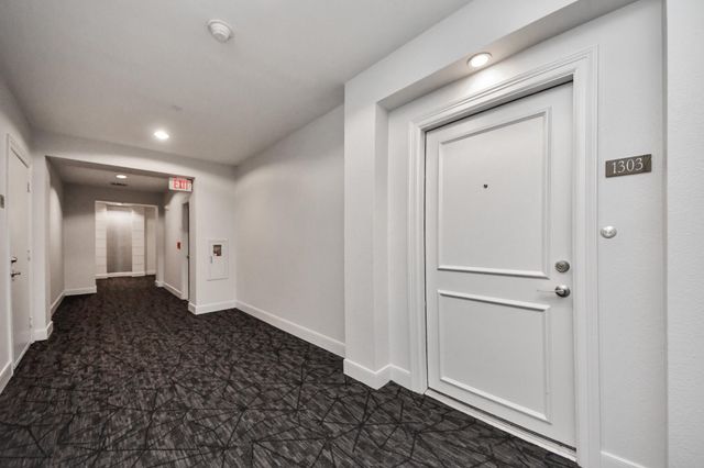 3333 Allen Parkway 1303, Houston, TX 77019