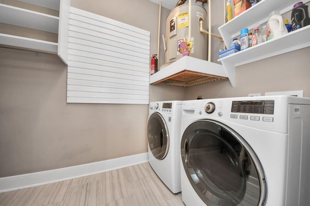 3333 Allen Parkway 1303, Houston, TX 77019