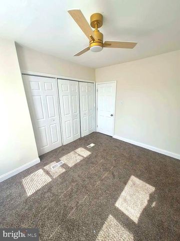 6010 N LAMBERT ST, Philadelphia, PA 19138