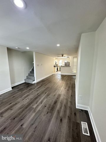 6010 N LAMBERT ST, Philadelphia, PA 19138