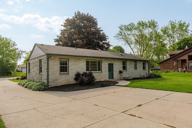 W172S7927 Lannon DRIVE, Muskego, WI 53150