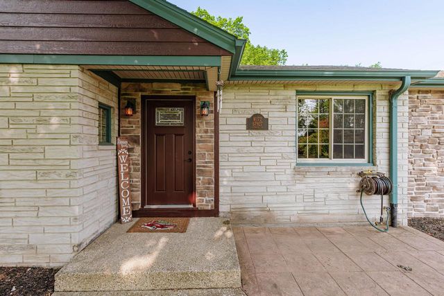 W172S7927 Lannon DRIVE, Muskego, WI 53150