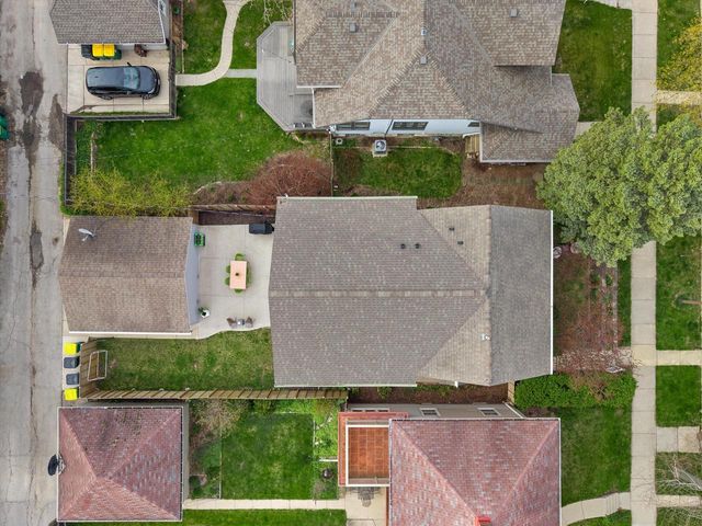 4139 Stowell AVENUE, Shorewood, WI 53211