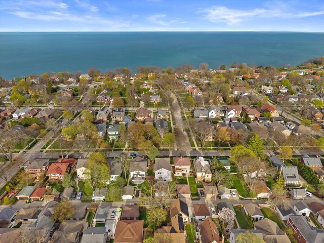 4139 Stowell AVENUE, Shorewood, WI 53211