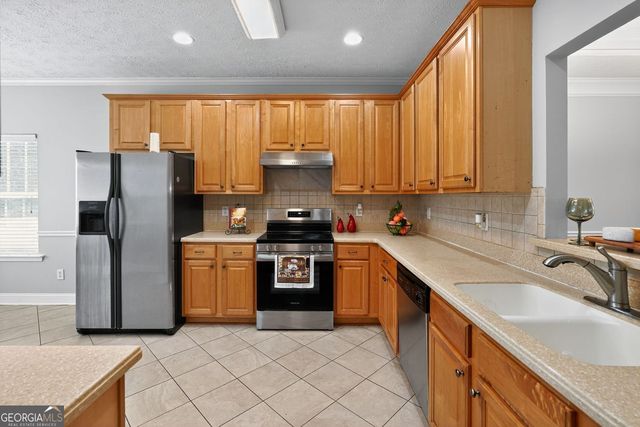 113 Highgrove Place, Mcdonough, GA 30253