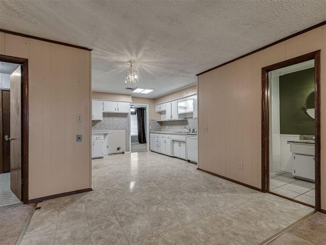 20810 Silver Street, Harrah, OK 73045