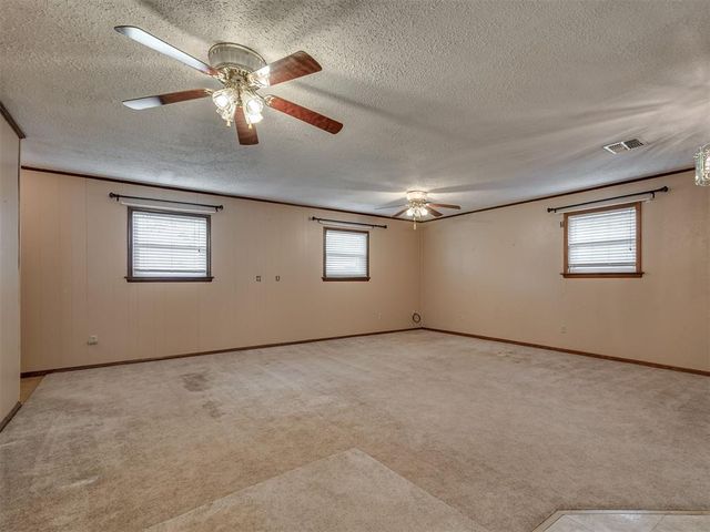 20810 Silver Street, Harrah, OK 73045