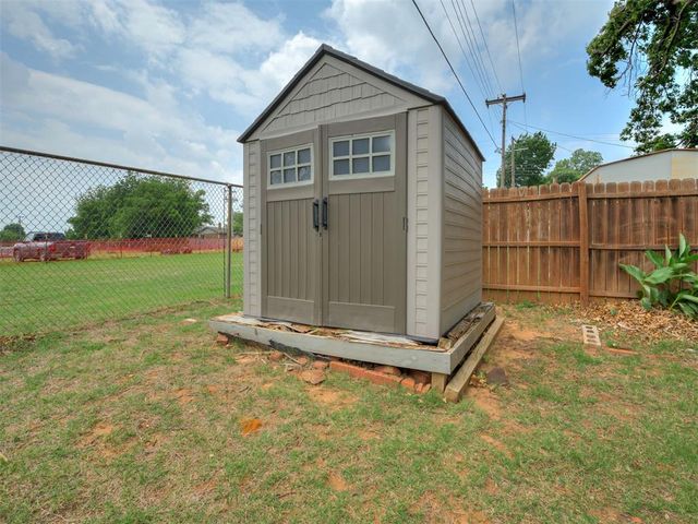 20810 Silver Street, Harrah, OK 73045