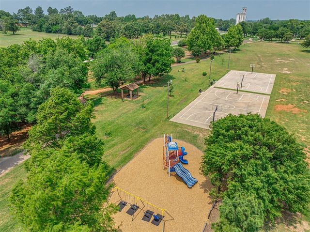 20810 Silver Street, Harrah, OK 73045