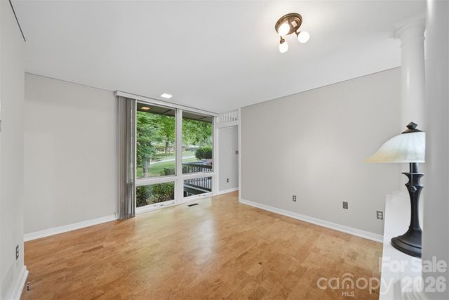 141 36th Avenue NW, Hickory, NC 28601