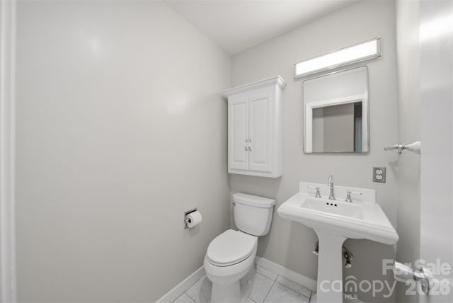 141 36th Avenue NW, Hickory, NC 28601