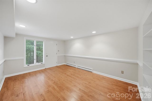 141 36th Avenue NW, Hickory, NC 28601
